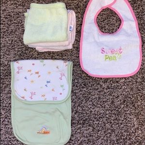 burp clothes/ bib